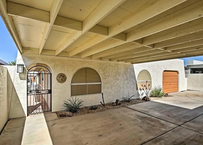Waterfront In W/ Mtn Views & Dock! Holiday home